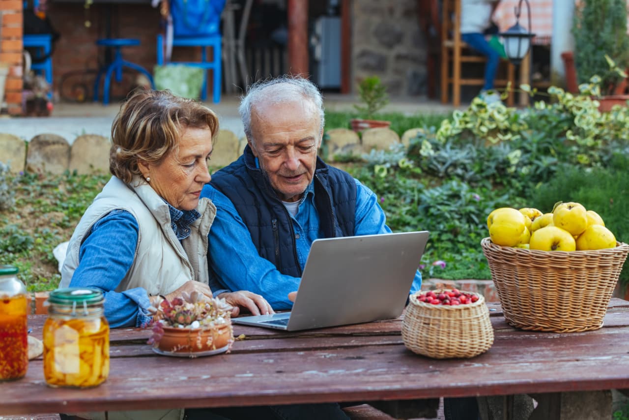 ‘Fancy cars hold no appeal’: My wife and I have a 99% chance of outliving our savings. Why don’t we spend it all? — San Francisco Health news