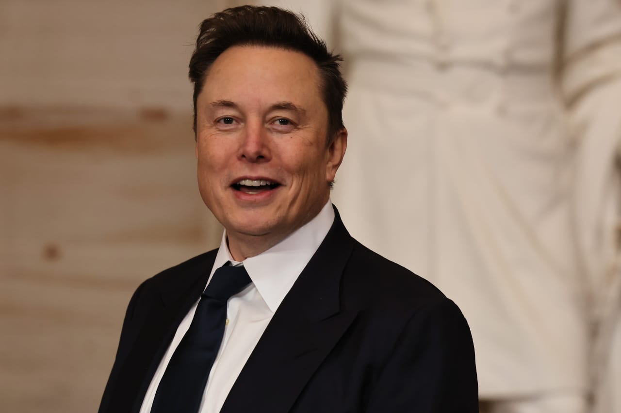 Musk says SpaceX landed a $40 billion debt deal — and forecasts doom for some AI rivals — MarketWatch, San Francisco Technology news